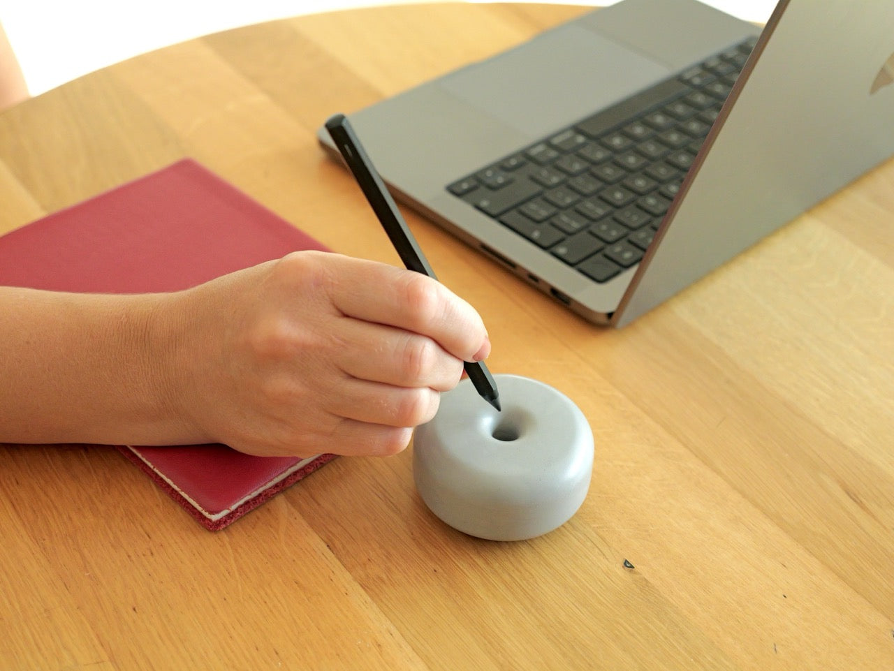 2 x Pack MillStone Concrete Tablet Pencil Holders-UnityCave.com