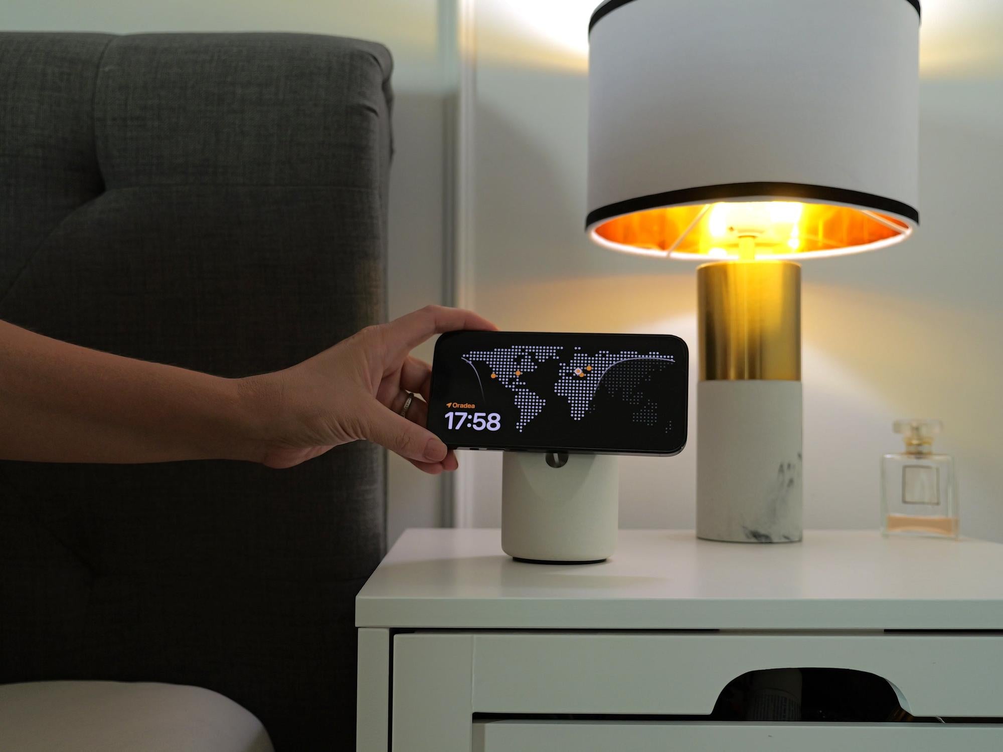 Heritage Concrete Stand for MagSafe Wireless Charger-UnityCave.com