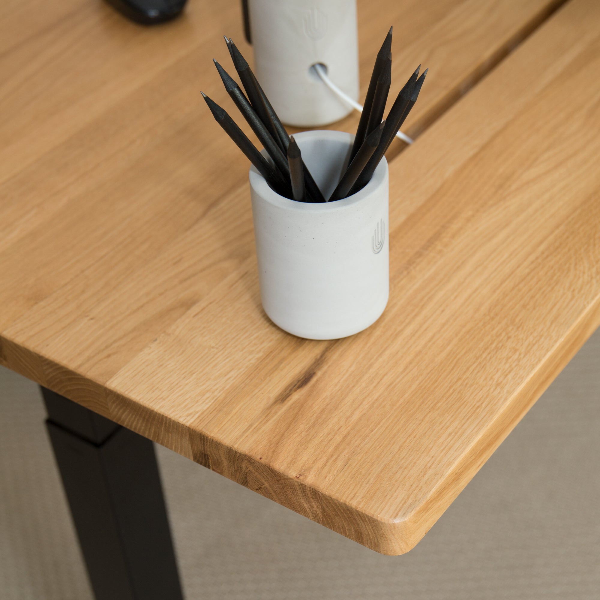 Legacy Concrete Pen Holder With Built-In NFC Chip-UnityCave.com