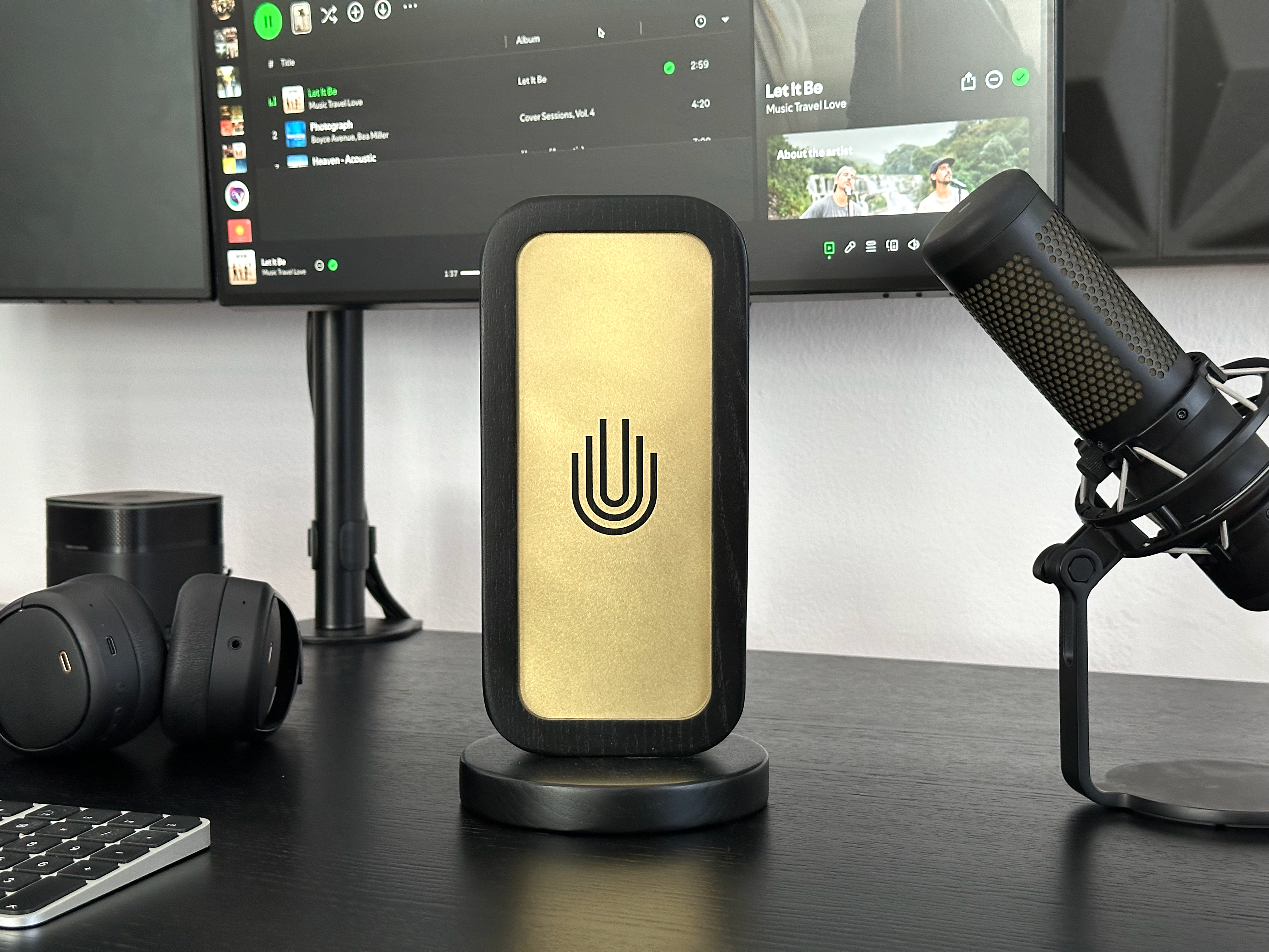 Headphone Stand - Solid Wood With Metal Insert-UnityCave.com
